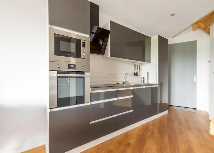 Attractive In Gorp And Roovert Estate *